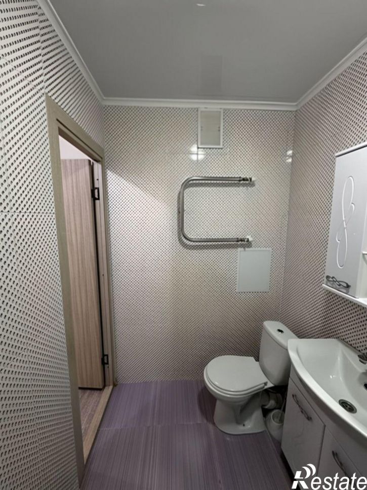 1-комн квартира ул Адмирала Пустошкина, 22 1,  д. 22 1,  к. 1