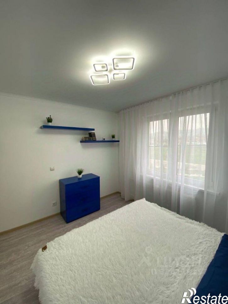 1-комн квартира улица Адмирала Пустошкина, 22 с8,  д. 22 с8