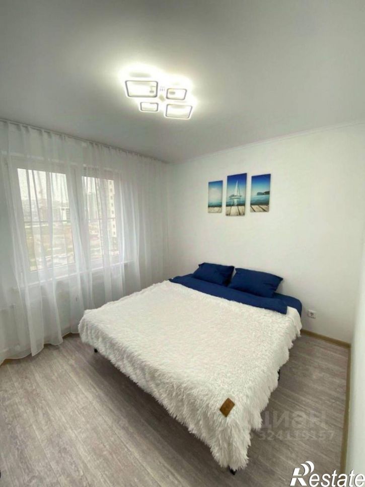 1-комн квартира улица Адмирала Пустошкина, 22 с8,  д. 22 с8