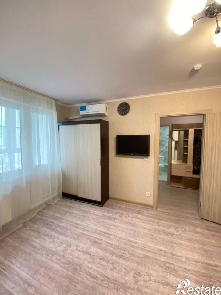 1-комн квартира улица Адмирала Пустошкина, 22 с8,  д. 22 с8