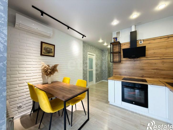 2-комн квартира ул Мирная, 29 4,  д. 29 4,  к. 4