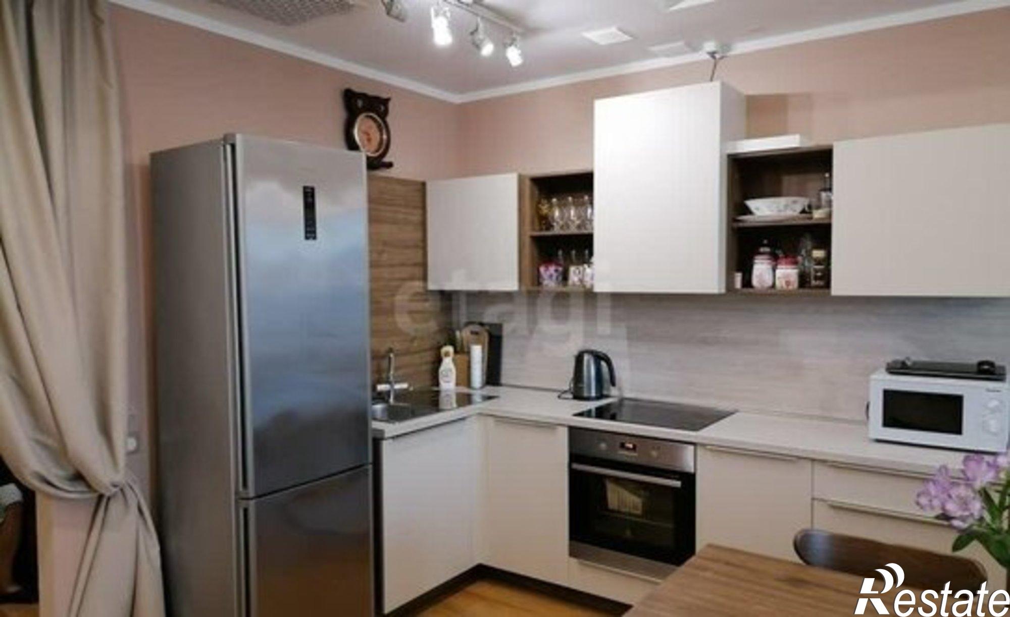 Купить квартиру за 27 500 000 рублей на проспект Революции, 3