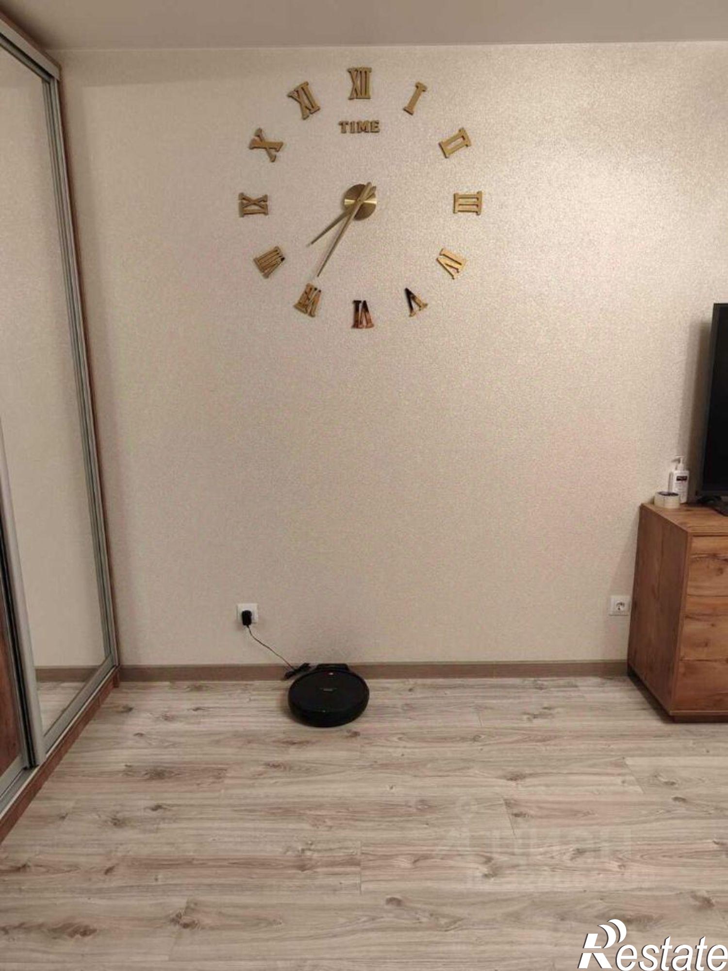 Купить квартиру за 6 800 000 рублей на улица Адмирала Пустошкина, 22 c9