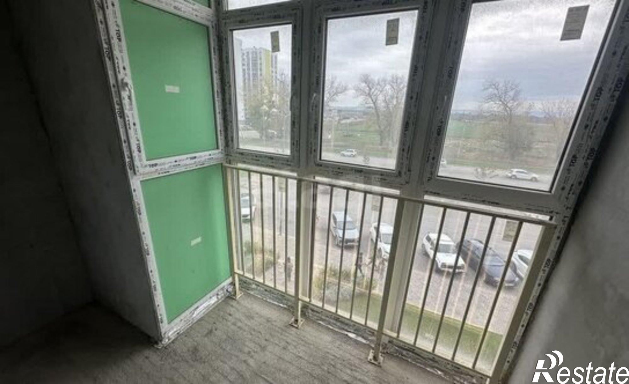 Купить квартиру за 8 100 000 рублей на ул Адмирала Пустошкина, 22 2