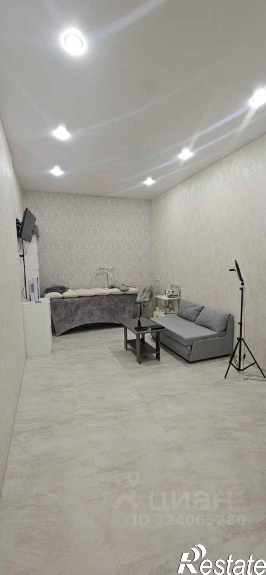 Купить помещение свободного назначения за 2 461 150 рублей на ул Ленина, 180А 1