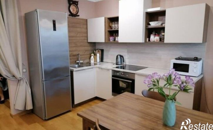 2-комн квартира проспект Революции, 3,  д. 3