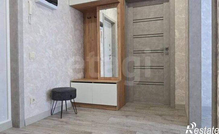 2-комн квартира улица Крылова, 13 к2,  д. 13 к2