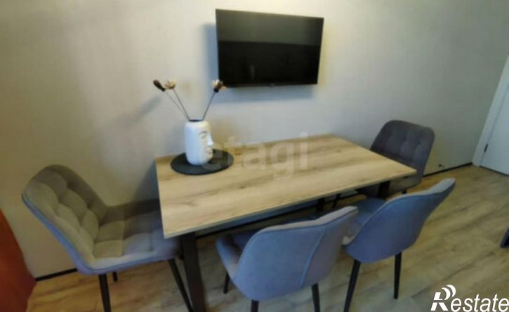 2-комн квартира ул Адмирала Пустошкина, 22 2,  д. 22 2,  к. 2