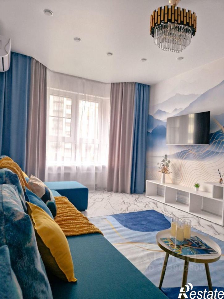 2-комн квартира улица Крылова, 13 к2,  д. 13 к2