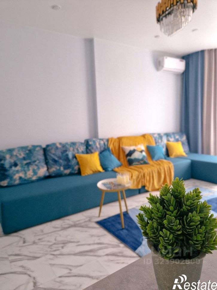 2-комн квартира улица Крылова, 13 к2,  д. 13 к2