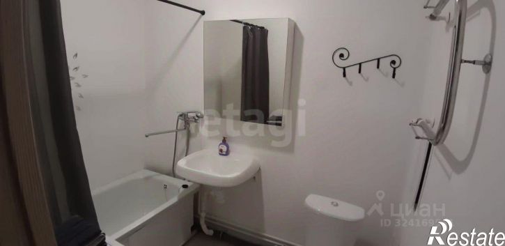 1-комн квартира улица Адмирала Пустошкина, 22 с5,  д. 22 с5