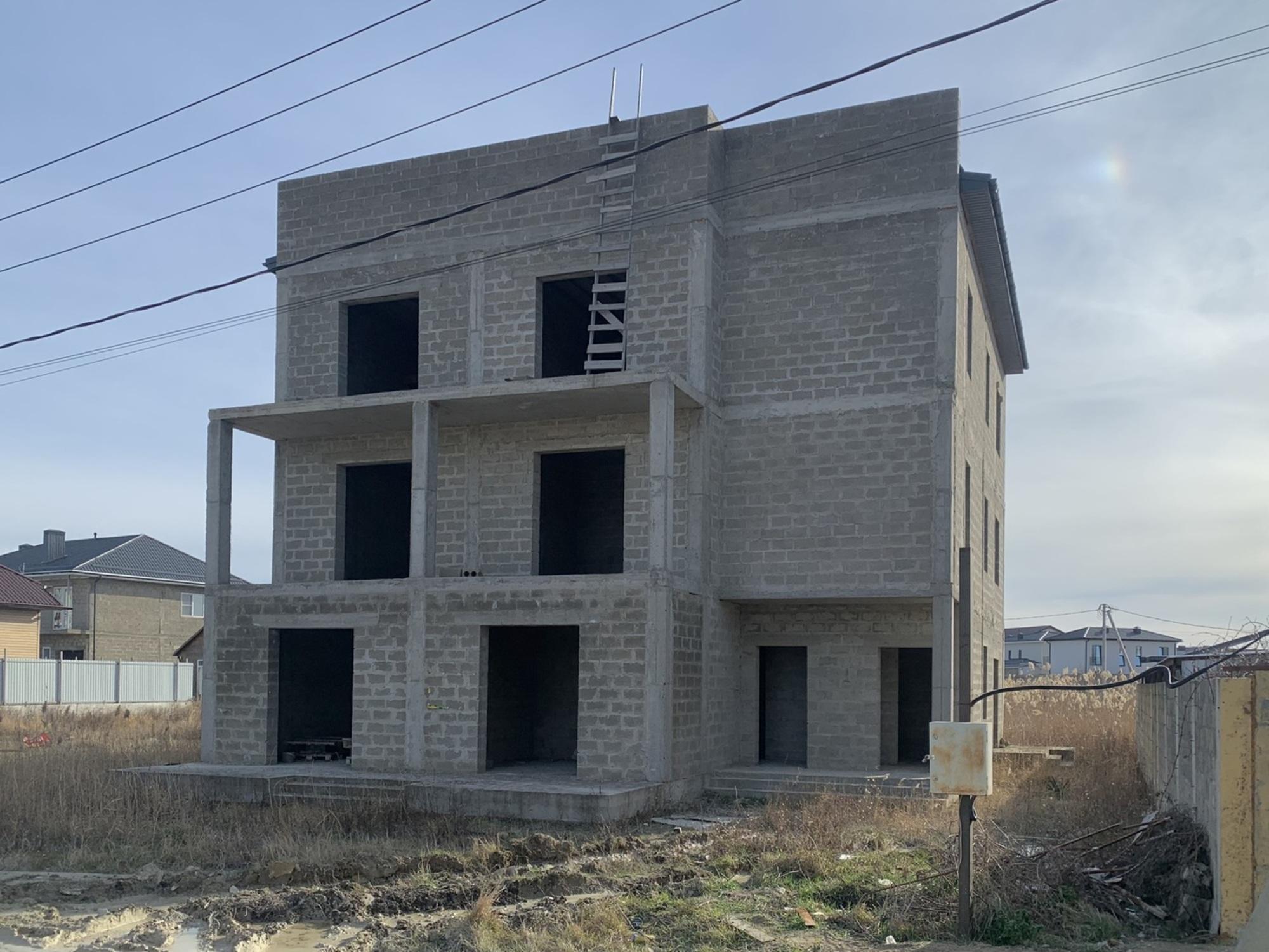 Купить дачу, дом, коттедж за 13 450 000 рублей на улица Сергея Молчанова