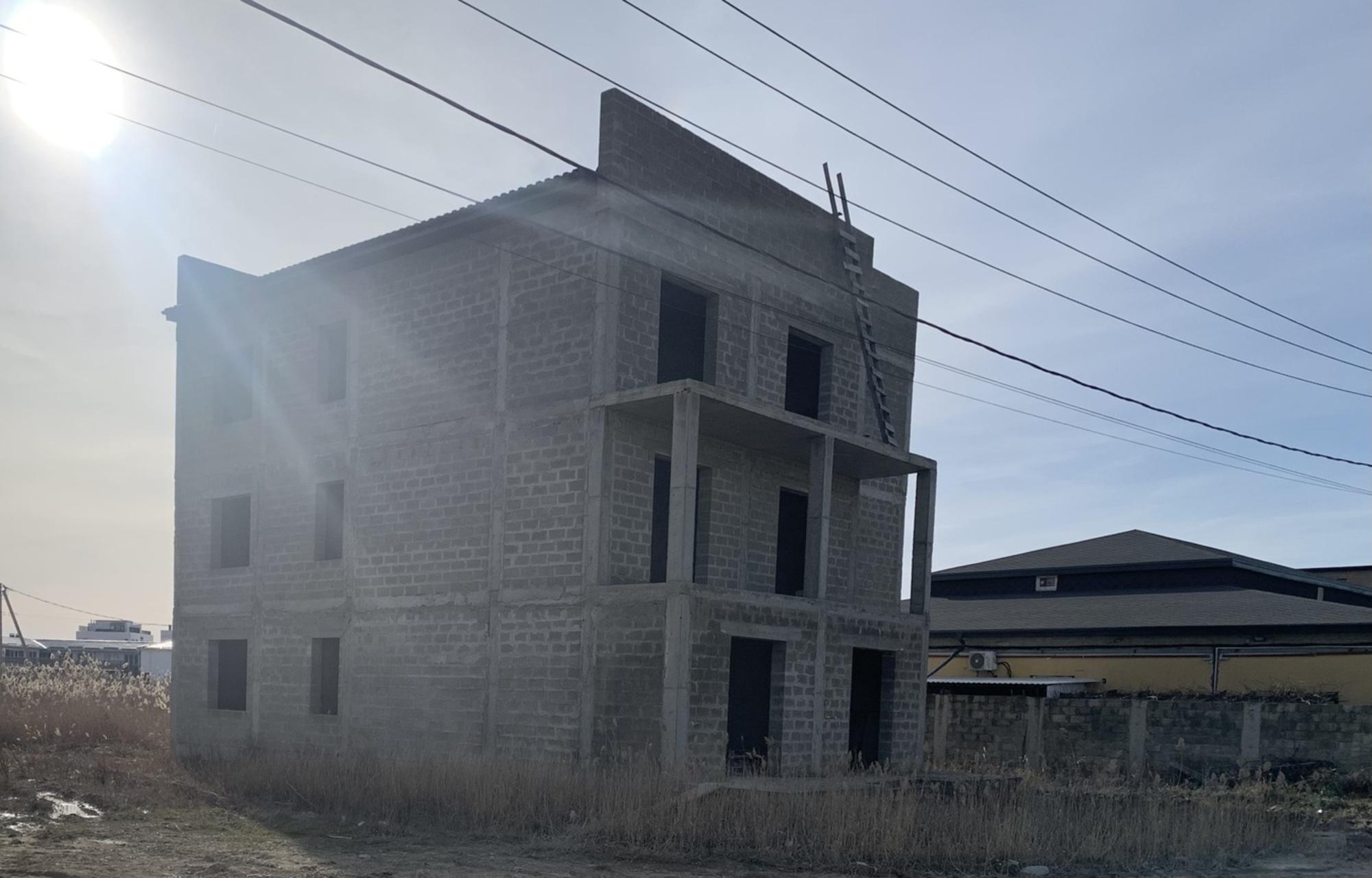 Купить дачу, дом, коттедж за 13 450 000 рублей на улица Сергея Молчанова