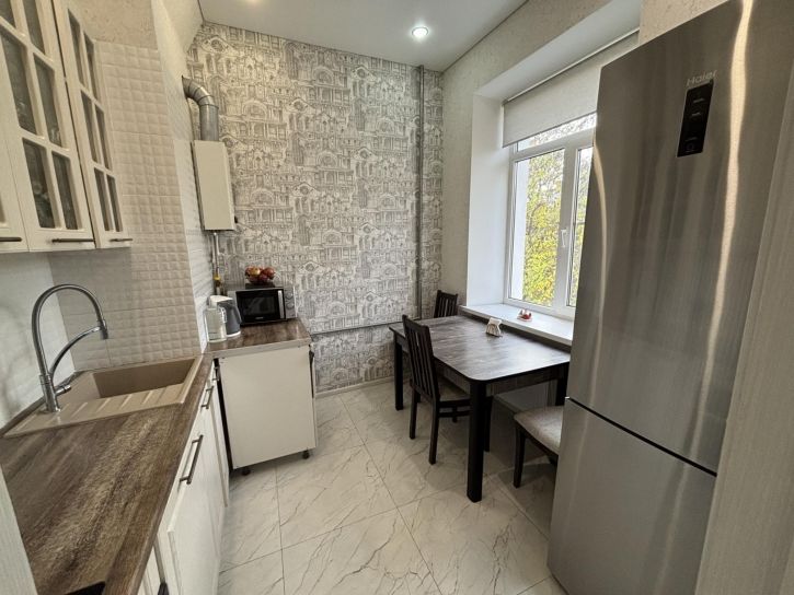 3-комн квартира улица Ленина, 68