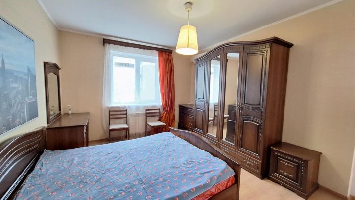 1-комн квартира улица Крылова, 17к5