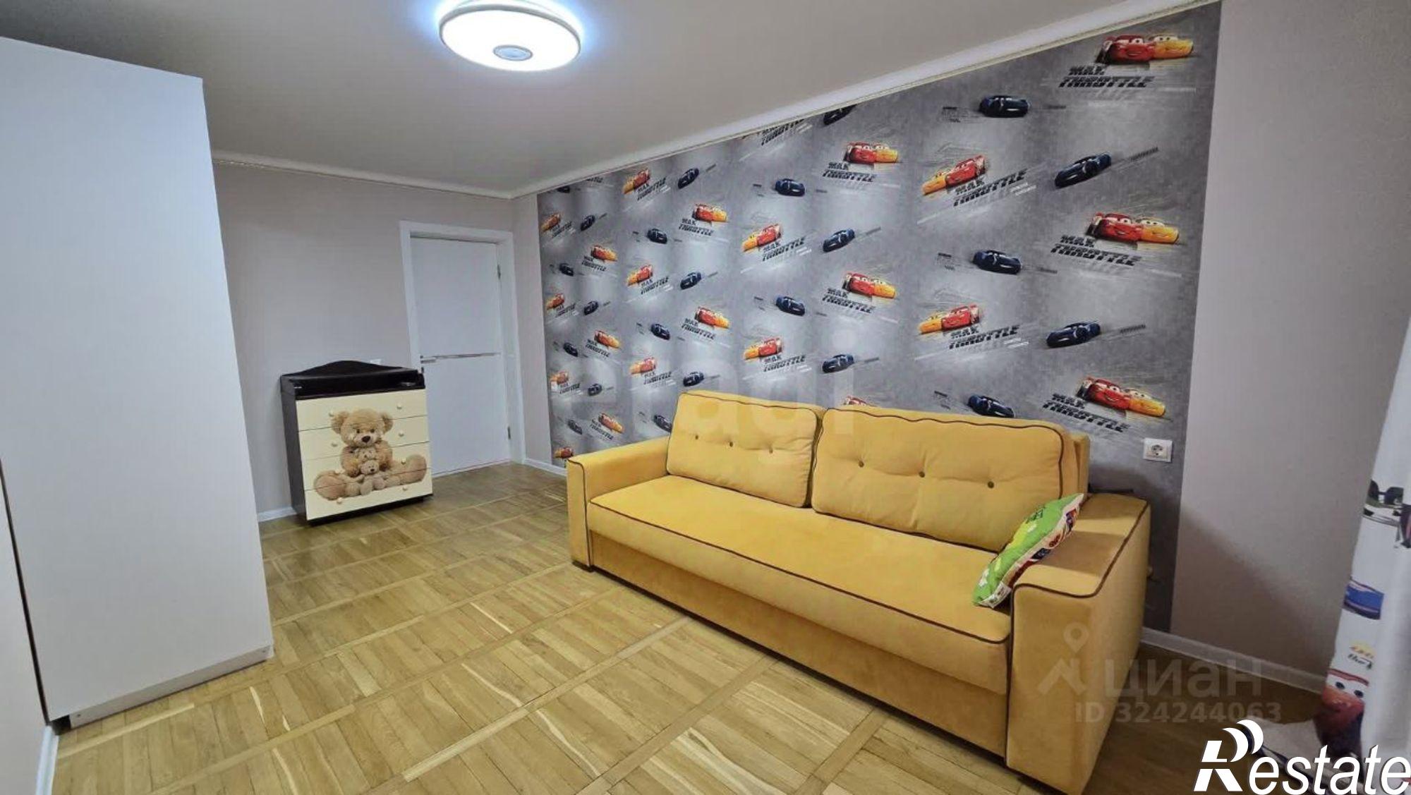 Купить квартиру за 7 100 000 рублей на улица Краснозелёных, 17