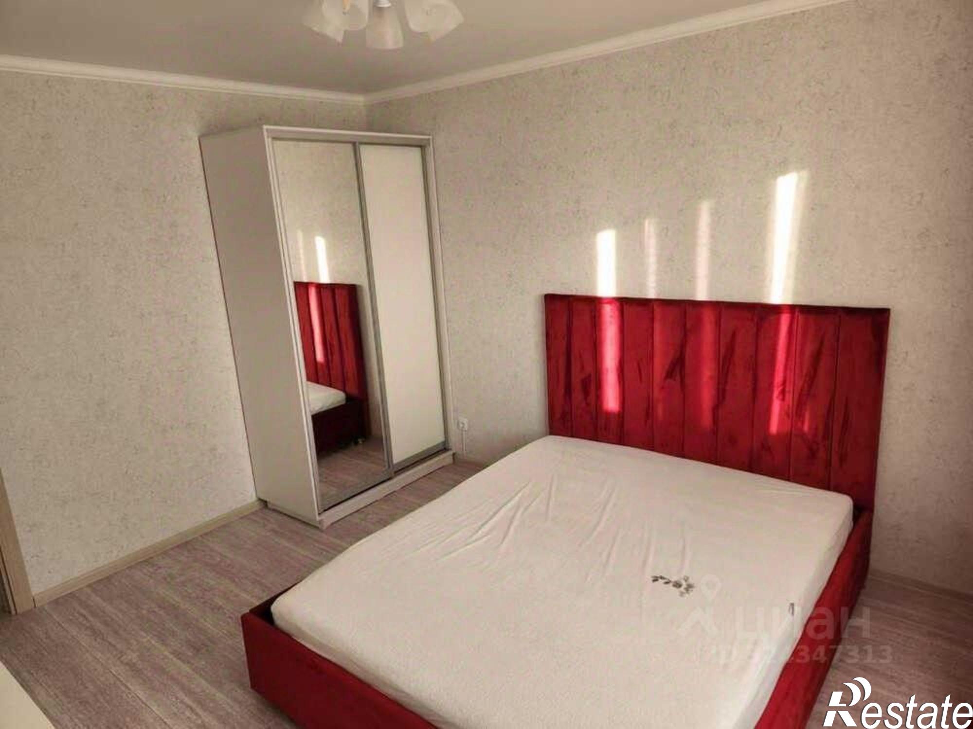 Сдать квартиру за 50 000 рублей на улица Адмирала Пустошкина, 22 с10