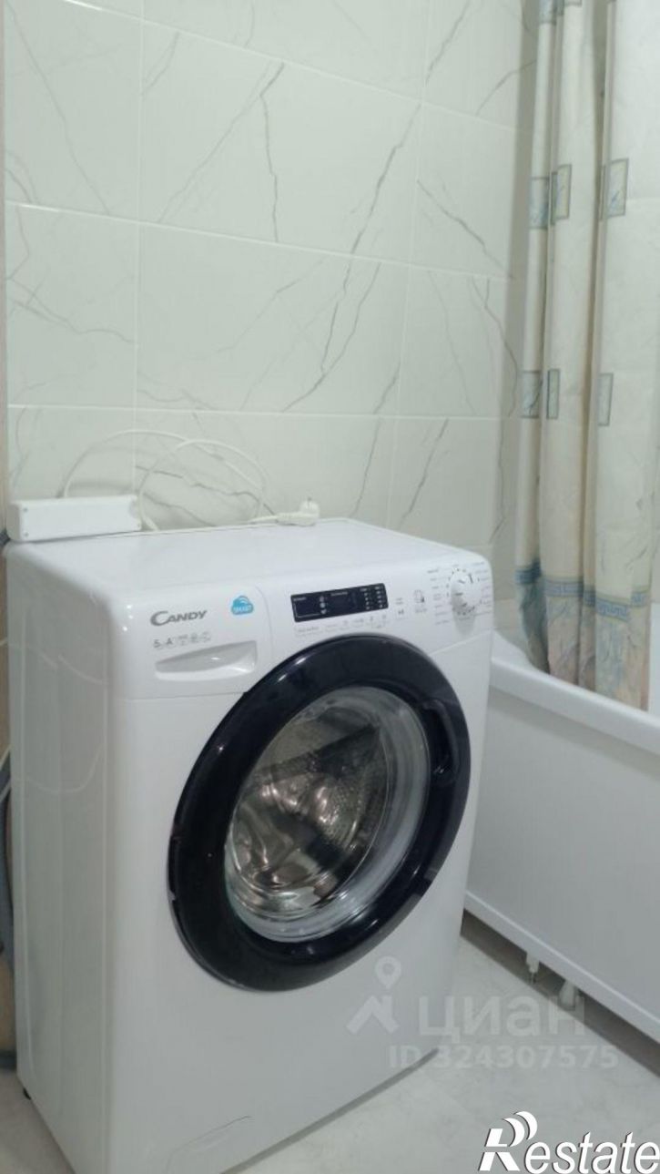 1-комн квартира улица Адмирала Пустошкина, 22 с12,  д. 22 с12