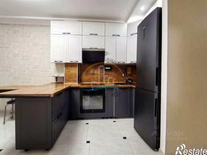 3-комн квартира улица Ленина, 241к1,  д. 241к1