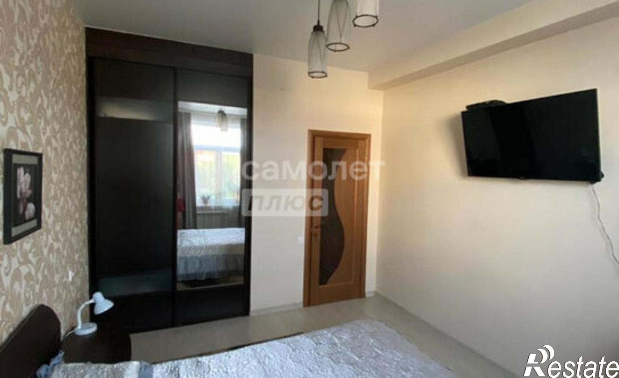 Купить квартиру за 12 000 000 рублей на ул Крымская, 51