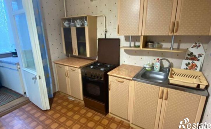 3-комн квартира 12-й микрорайон, 22А