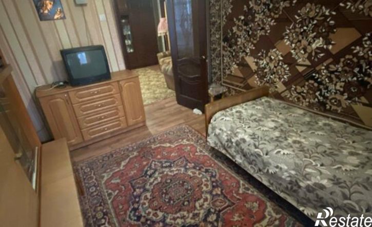 3-комн квартира 12-й микрорайон, 22А