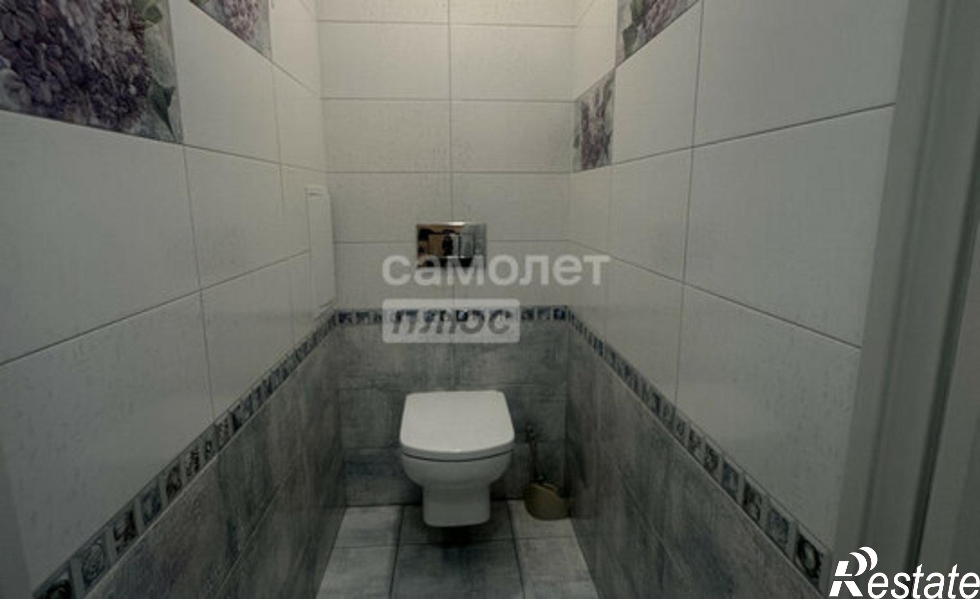 Купить квартиру за 9 500 000 рублей на ул Адмирала Пустошкина, 22 4