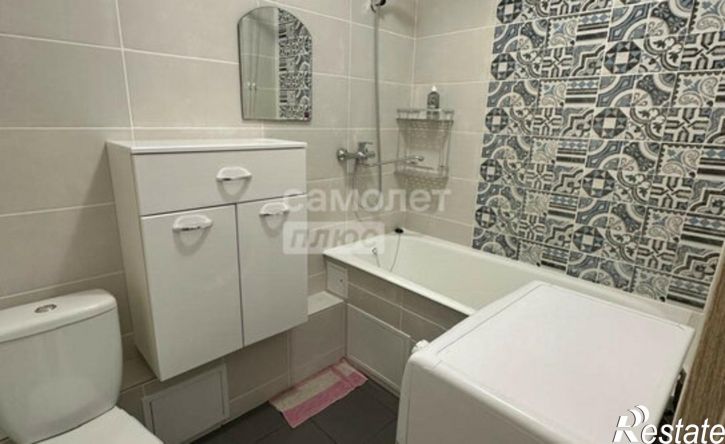 1-комн квартира улица Адмирала Пустошкина, 22 с8,  д. 22 с8