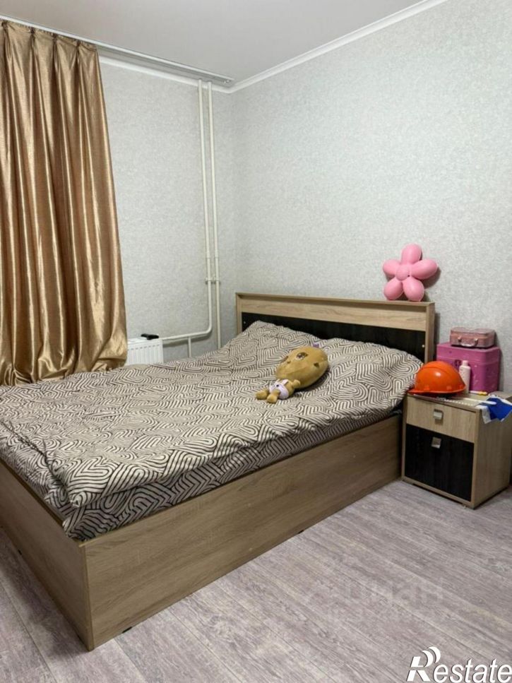 2-комн квартира улица Адмирала Пустошкина, 22 с7,  д. 22 с7