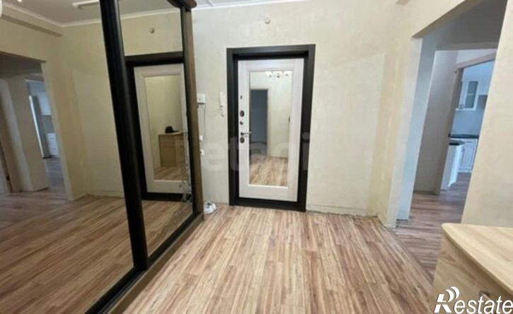 3-комн квартира улица Адмирала Пустошкина, 22 с6,  д. 22 с6