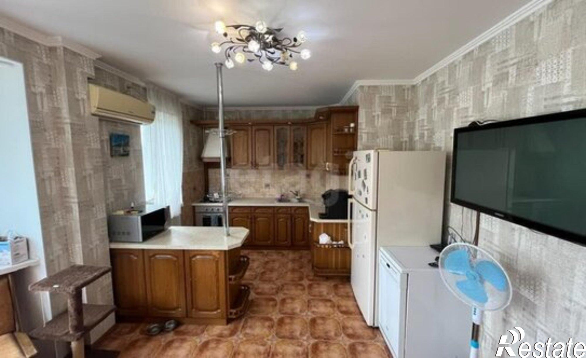 Купить квартиру за 10 000 000 рублей на ул Родниковая, 2/5