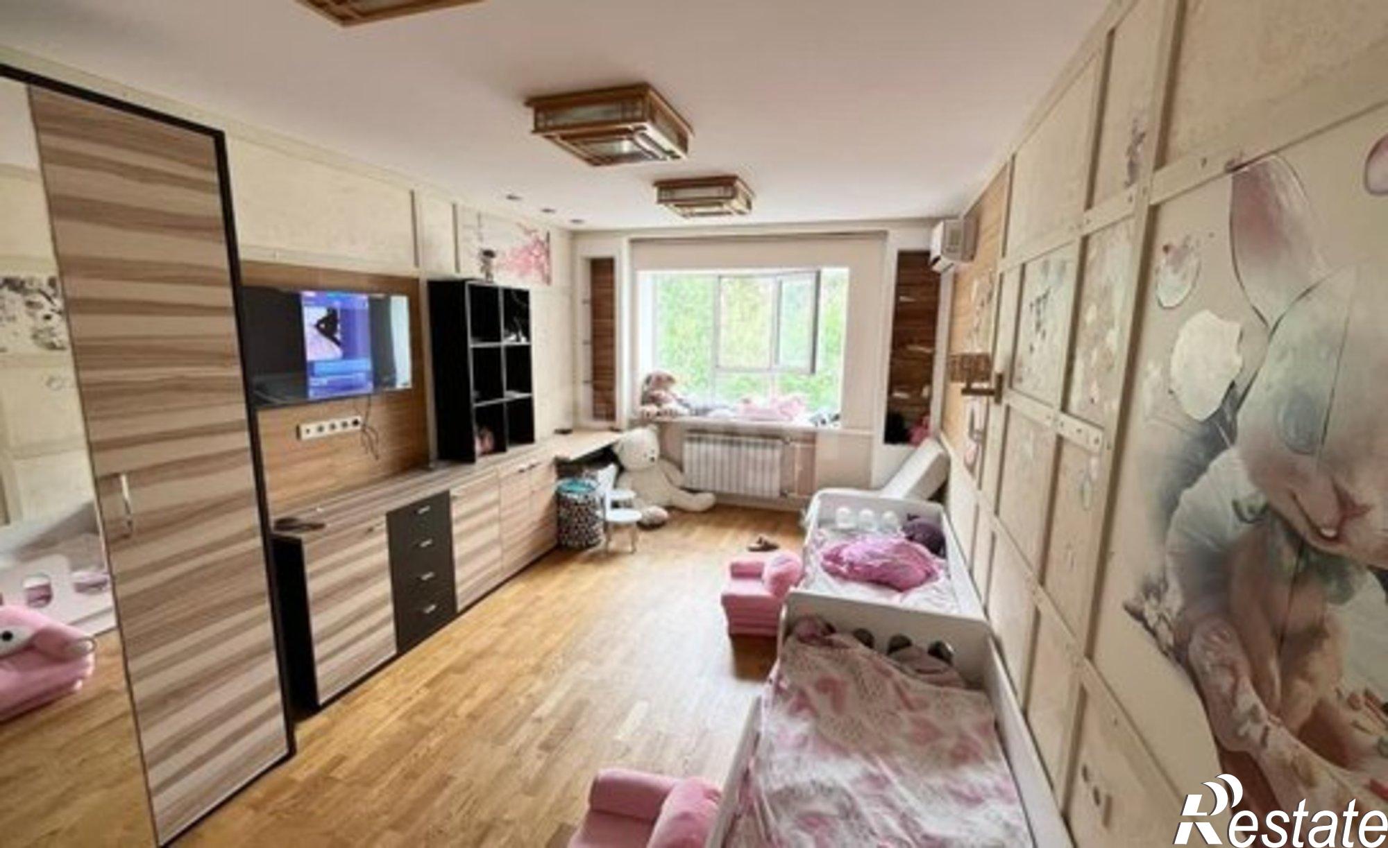 Купить квартиру за 10 000 000 рублей на ул Родниковая, 2/5