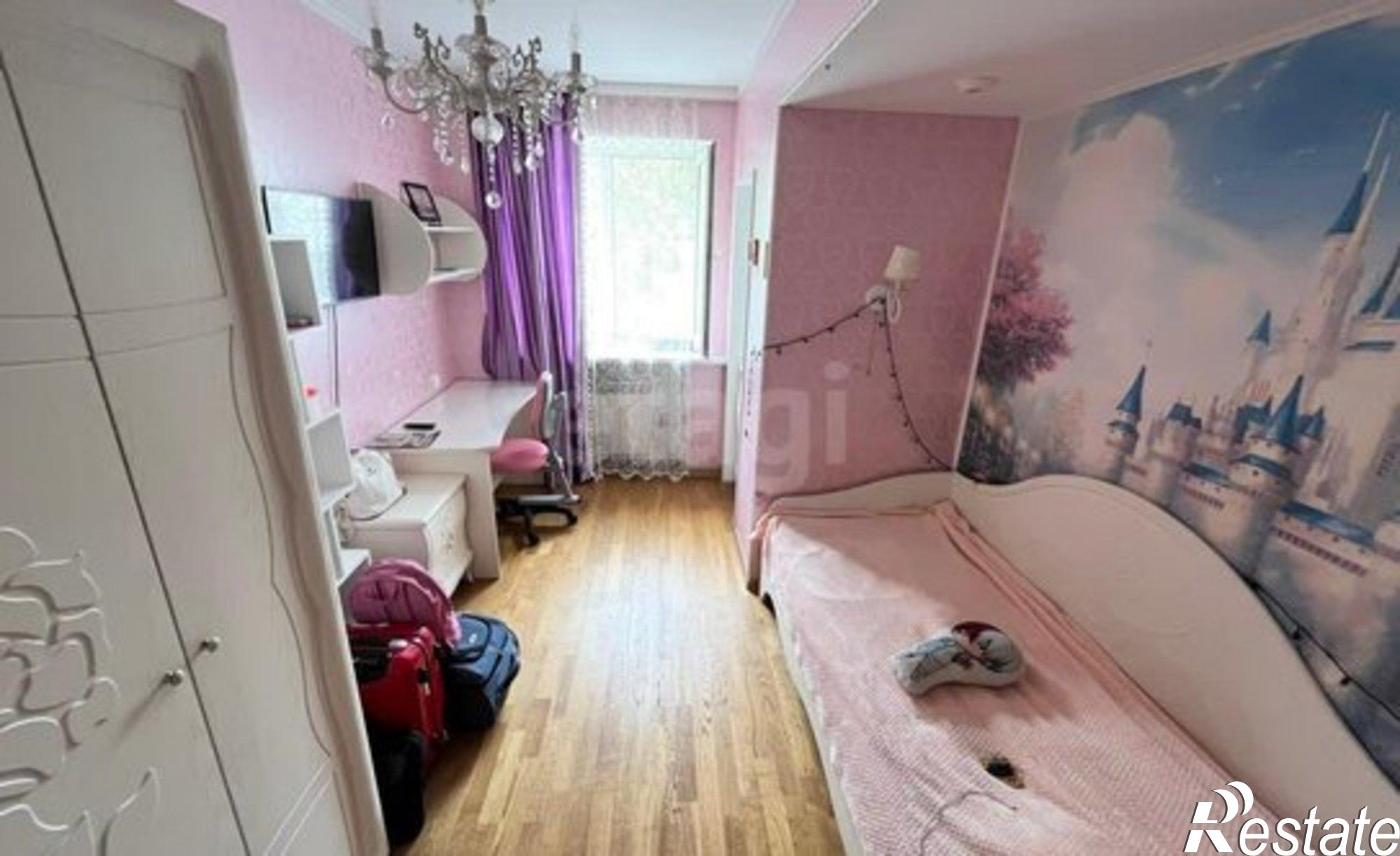 Купить квартиру за 10 000 000 рублей на ул Родниковая, 2/5