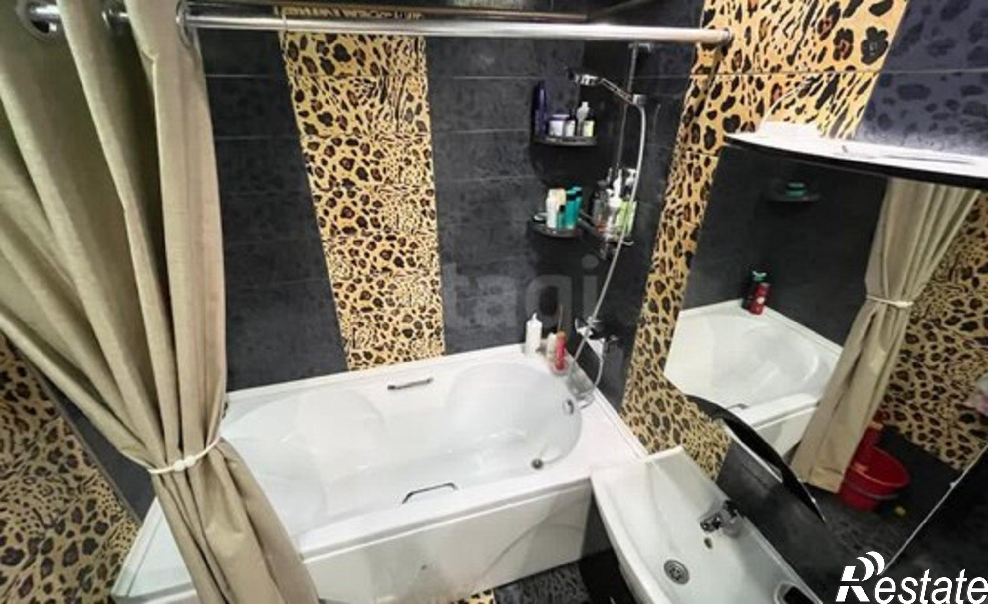 Купить квартиру за 10 000 000 рублей на ул Родниковая, 2/5