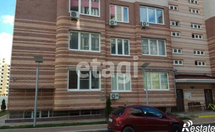 2-комн квартира ул Крылова, 15/2,  д. 15/2