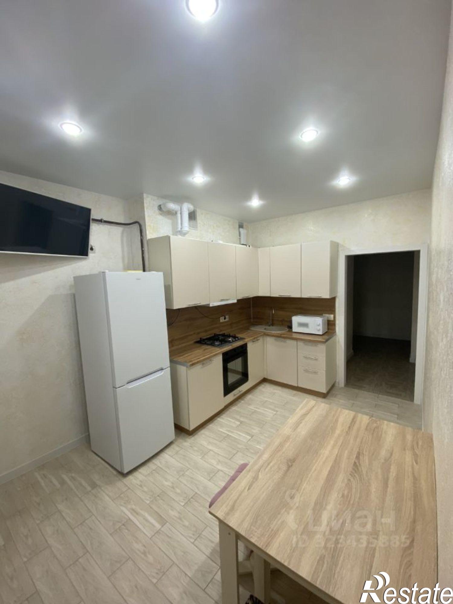 Сдать квартиру за 35 000 рублей на ул Ленина, 180 1