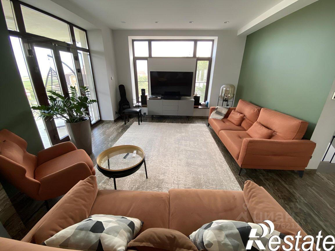 Купить дачу, дом, коттедж за 90 000 000 рублей на Супсех село, ул. Советская