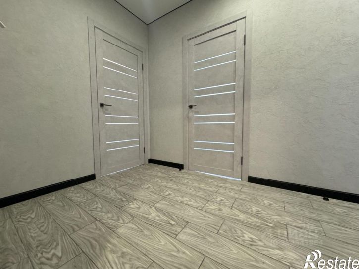 2-комн квартира улица Крылова, 13 к1,  д. 13 к1