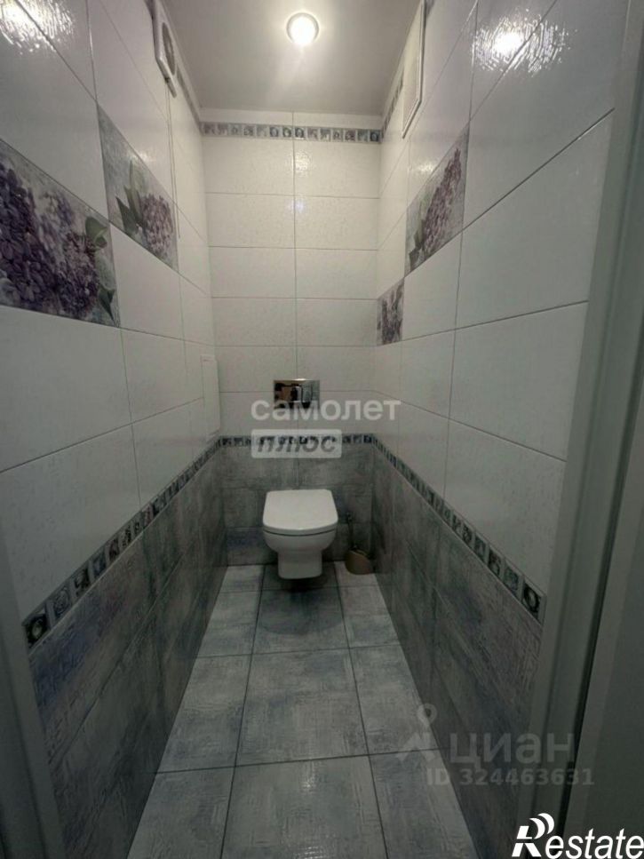 2-комн квартира ул Адмирала Пустошкина, 22 4,  д. 22 4,  к. 4