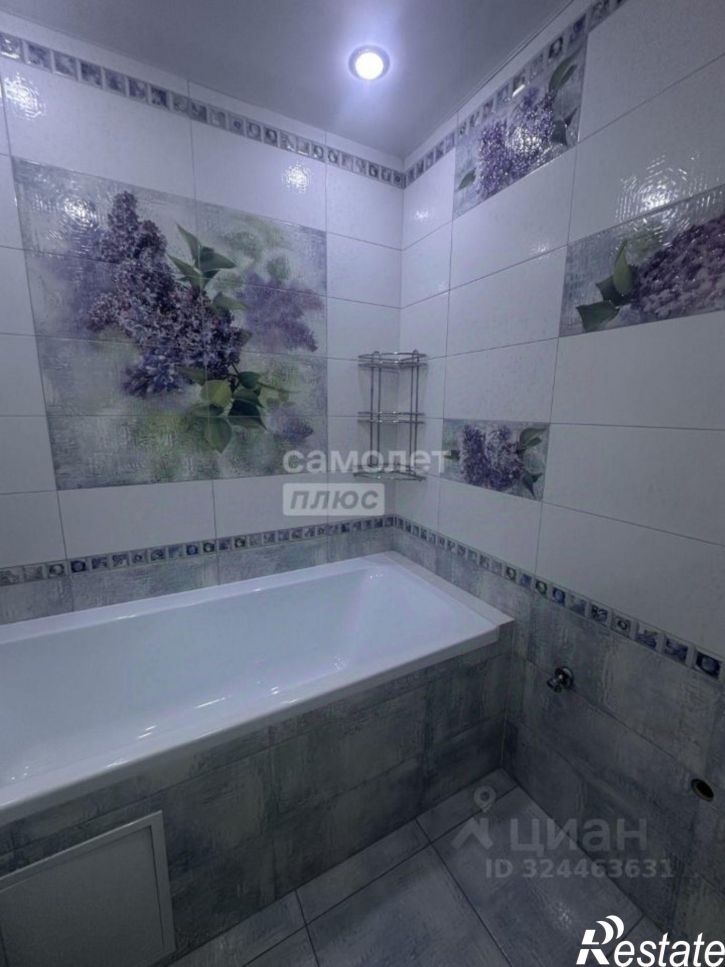 2-комн квартира ул Адмирала Пустошкина, 22 4,  д. 22 4,  к. 4