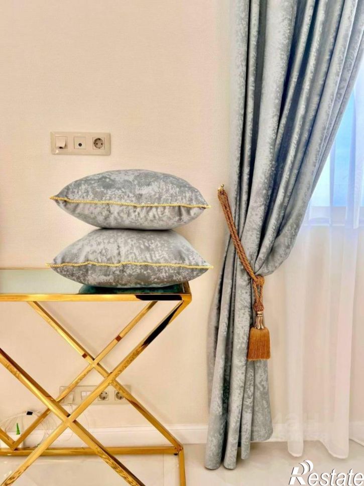 2-комн квартира улица Толстого, 83,  д. 83