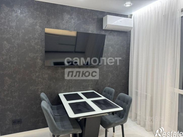 2-комн квартира улица Крылова, 13 к1,  д. 13 к1