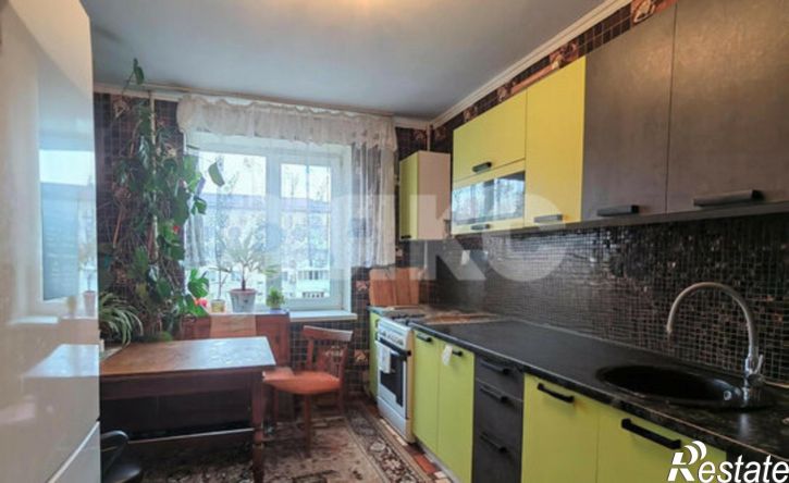 4-комн квартира улица Тургенева, 250,  д. 250