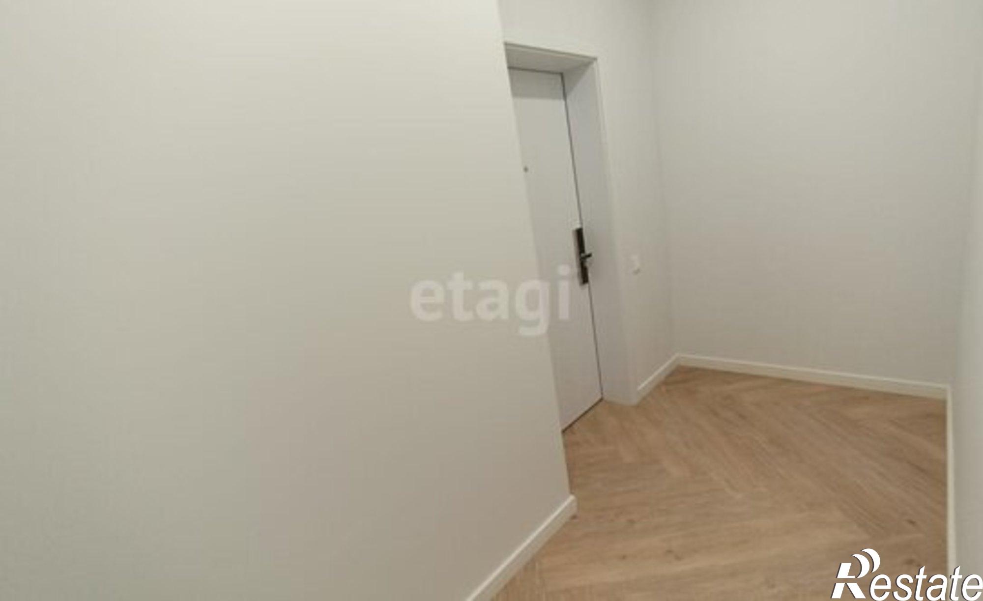 Купить квартиру за 10 500 000 рублей на Симферопольское шоссе, 58 с2