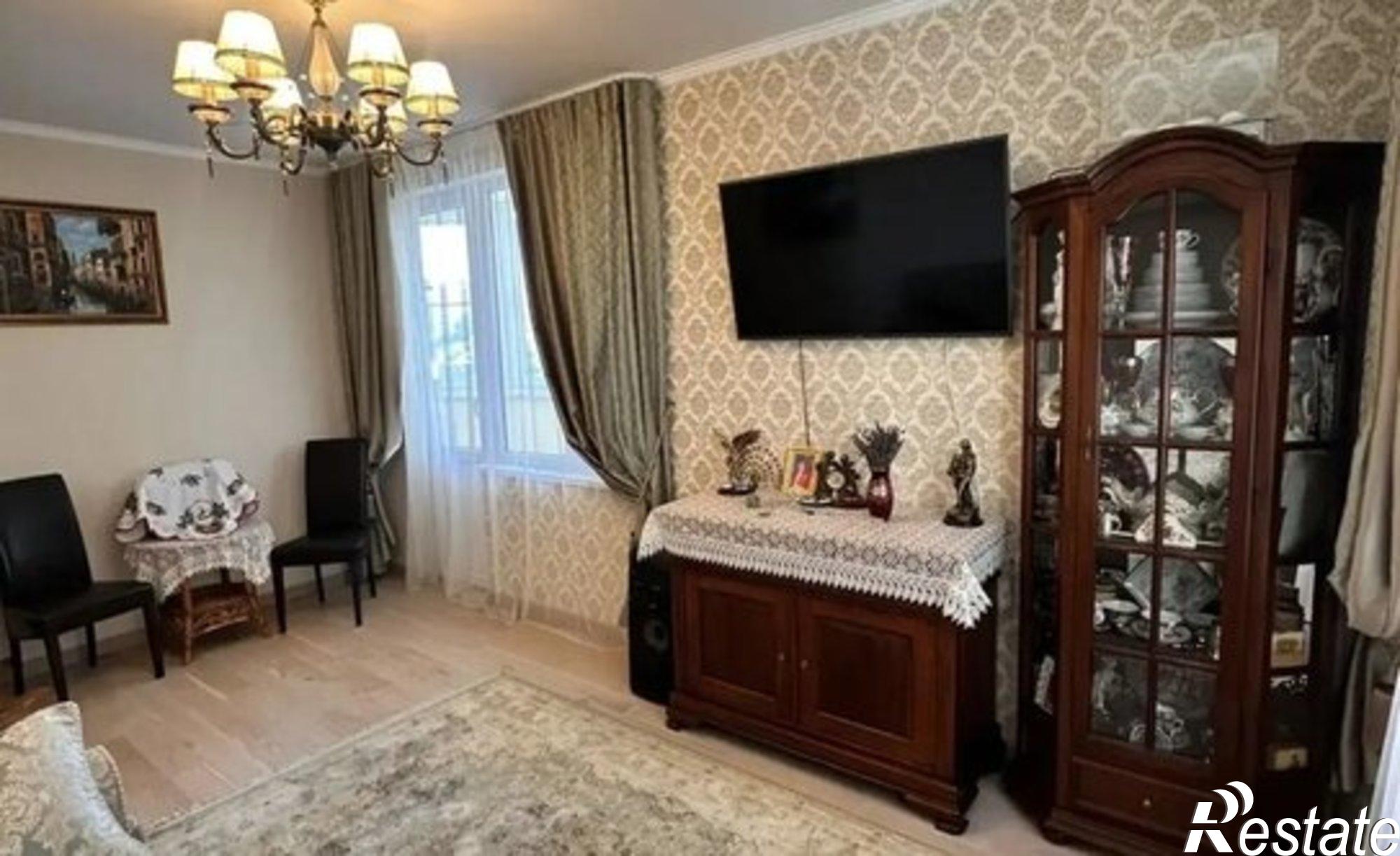 Купить квартиру за 10 000 000 рублей на Парковая улица, 60 к5