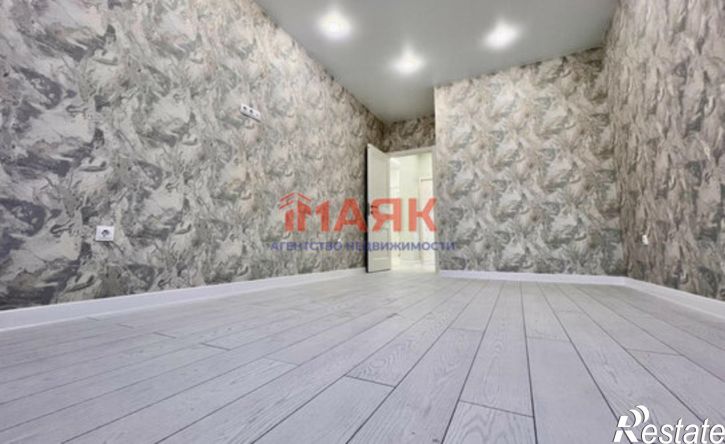 2-комн квартира Лазурная улица, 10 к2,  д. 10 к2