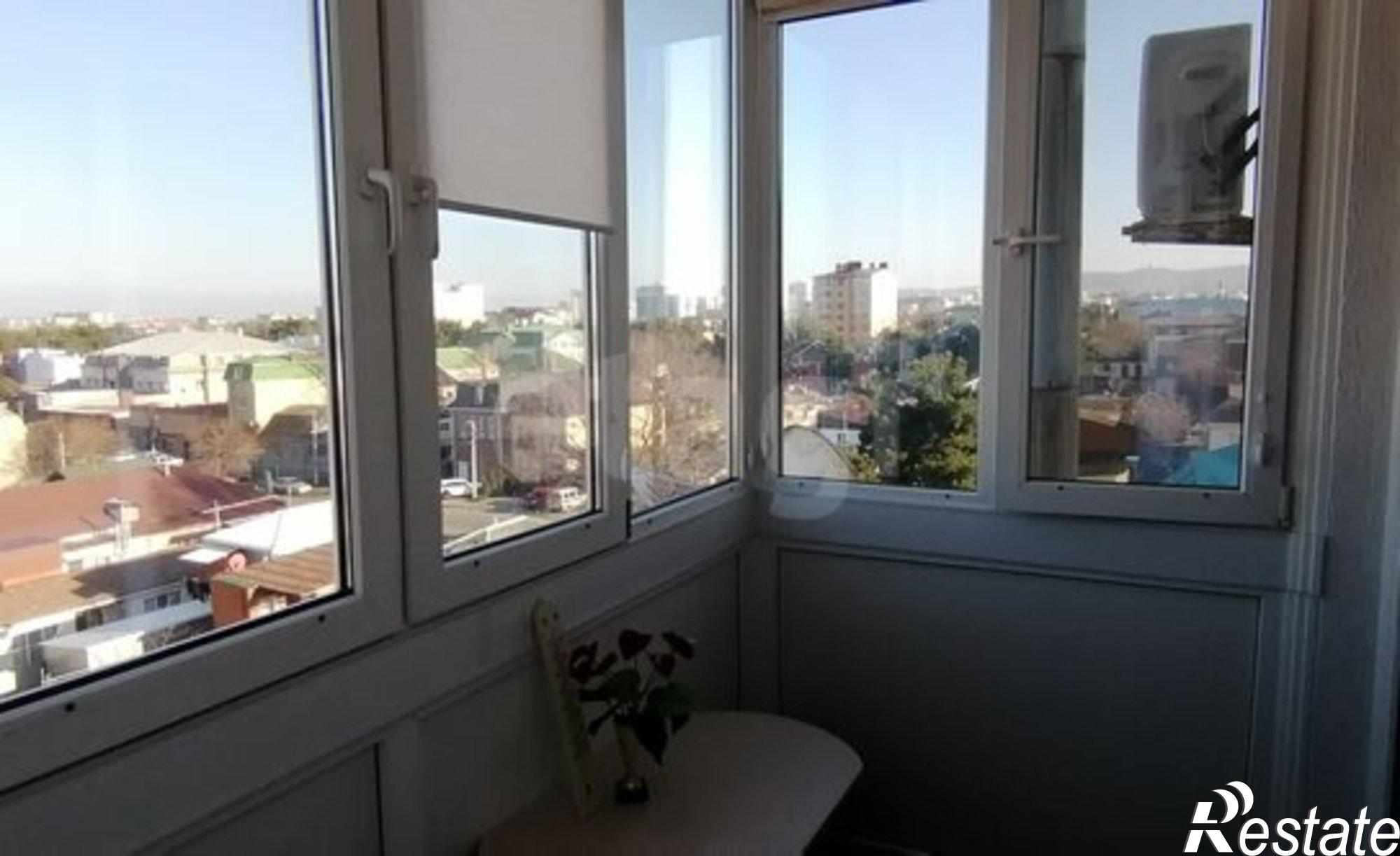 Купить квартиру за 6 000 000 рублей на Черноморская улица, 41