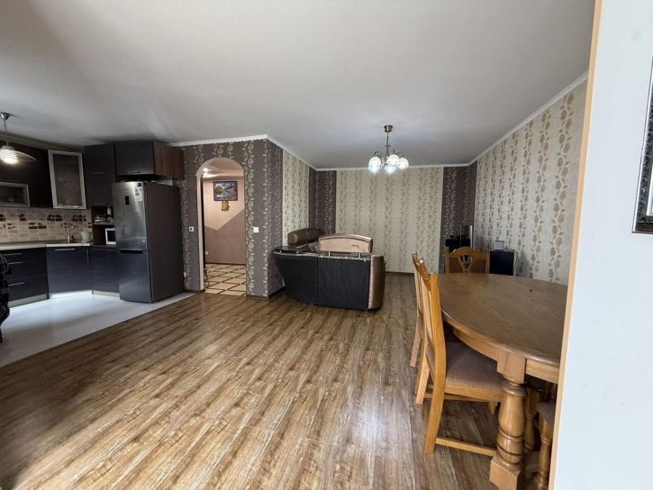 3-комн квартира улица Ленина, 189