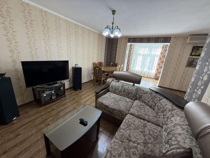 3-комн квартира улица Ленина, 189