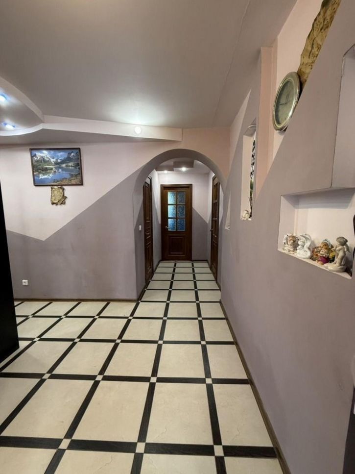 3-комн квартира улица Ленина, 189